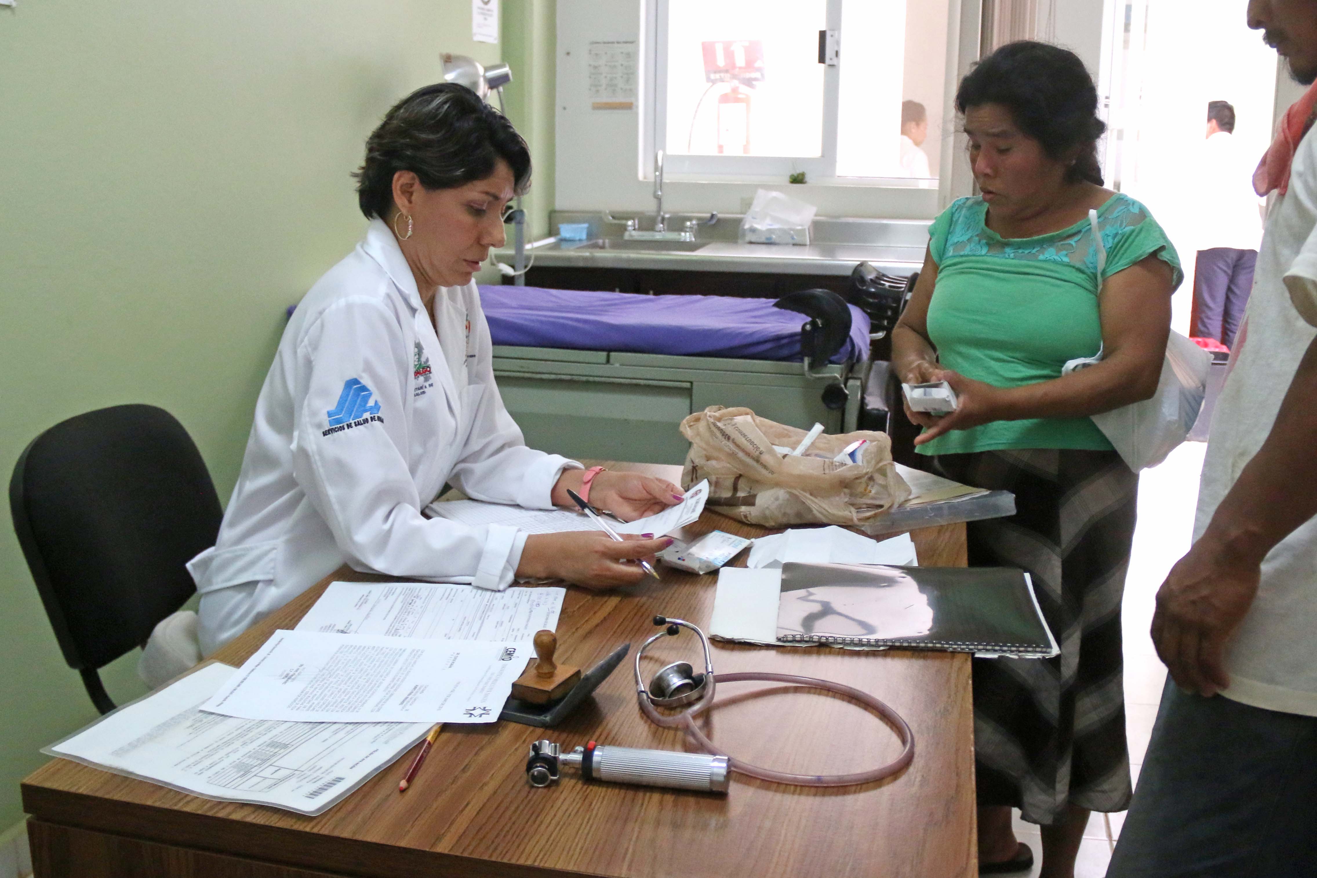 CARTILLA DE SALUD, DISPONIBLE EN LOS CENTROS DE SALUD CARTILLA DE SALUD, DISPONIBLE EN LOS CENTROS DE SALUD