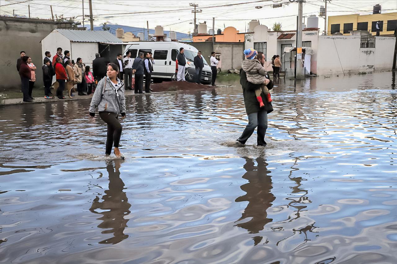 Realizan acciones ante riesgos por temporada de lluvias y ciclones