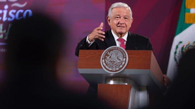 AMLO niega promover el voto para Morena en sus mañaneras