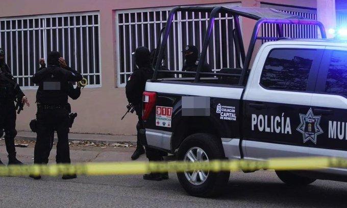 Hombre rocía a su esposa con alcohol y le prende fuego en Sinaloa