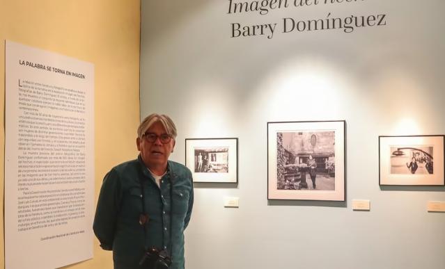 Con ojo íntimo, Barry Domínguez homenajea a escritoras mexicanas