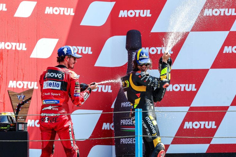 Bagnaia suma su cuarta victoria, Espargaró el primer podio y Márquez una nueva retirada