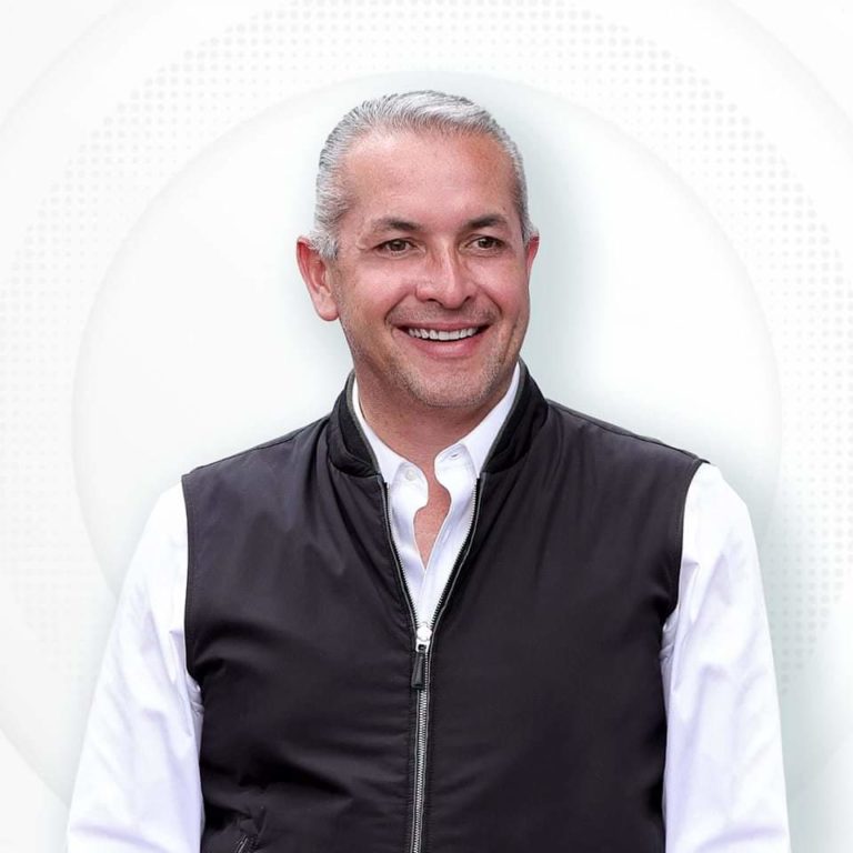Sergio Baños respondió “No somos iguales” Sergio Baños respondió “No somos iguales”