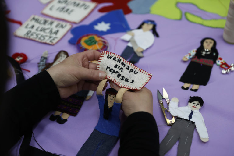 Arpillera tejida a ambos lados de los Andes une la memoria del Golpe en Uruguay y Chile Arpillera tejida a ambos lados de los Andes une la memoria del Golpe en Uruguay y Chile