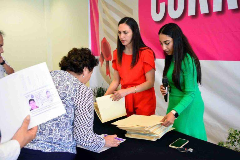 190 TULANCINGUENSES RECIBIERON ACTAS CORREGIDAS 190 TULANCINGUENSES RECIBIERON ACTAS CORREGIDAS