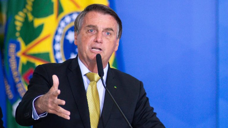 Bolsonaro, a un paso de ser inhabilitado por abuso de poder Bolsonaro, a un paso de ser inhabilitado por abuso de poder