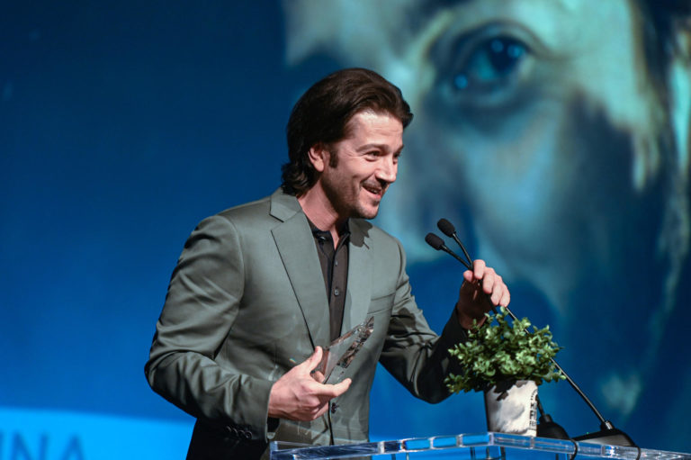 Diego Luna, talento y honestidad en la pequeña pantalla para hacer historia en los Emmy Diego Luna, talento y honestidad en la pequeña pantalla para hacer historia en los Emmy