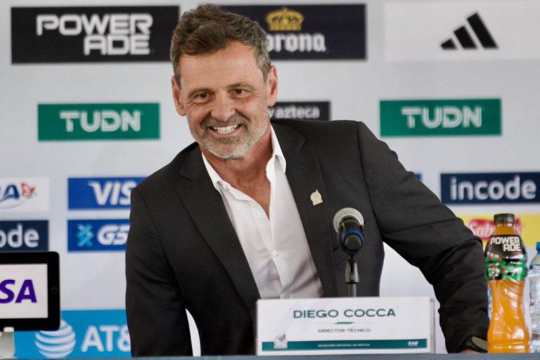 Cocca explica titularidad de Raúl Jiménez con el Tri Cocca explica titularidad de Raúl Jiménez con el Tri
