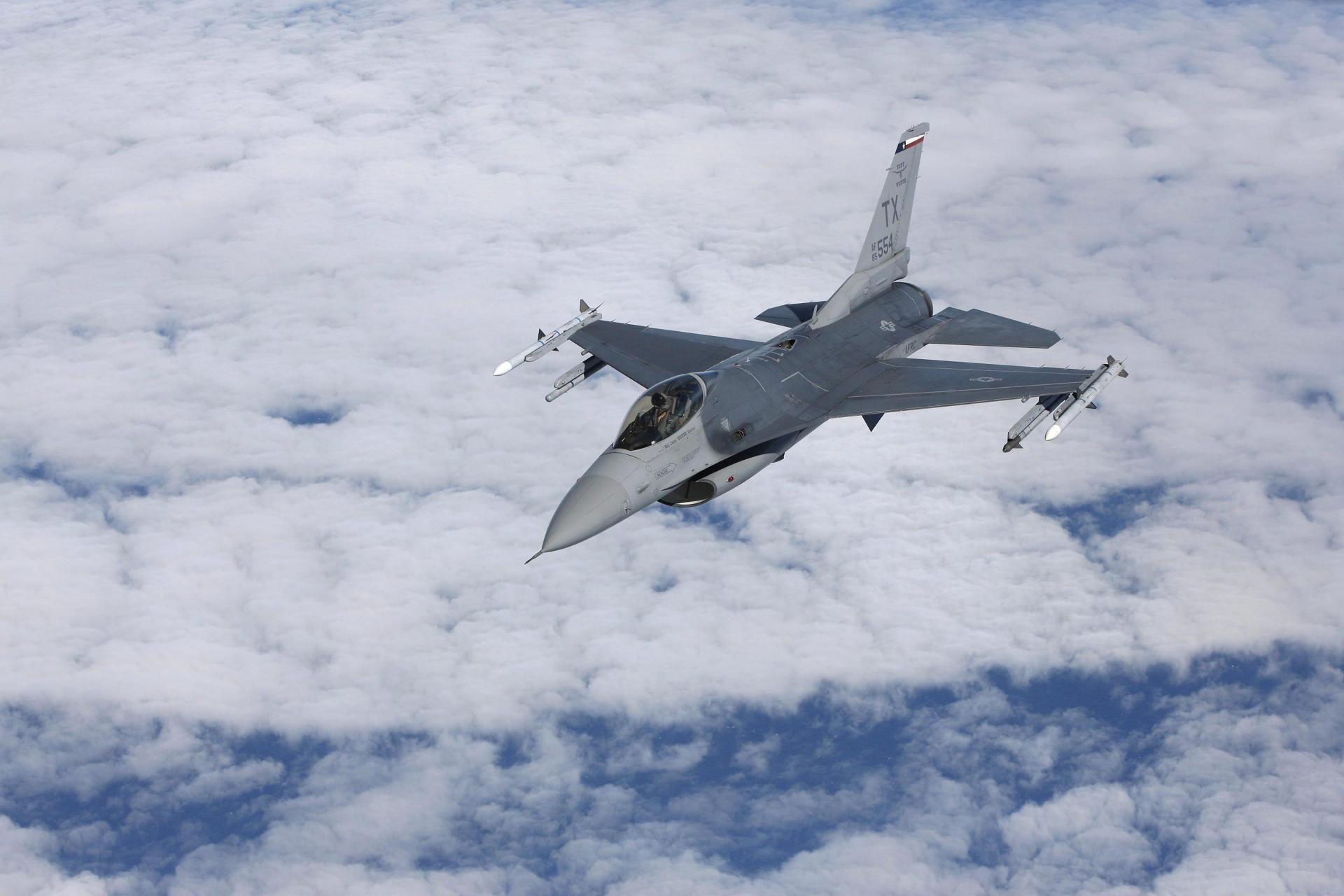 Aviones de E.U. interceptaron “aparato” cerca de Washington