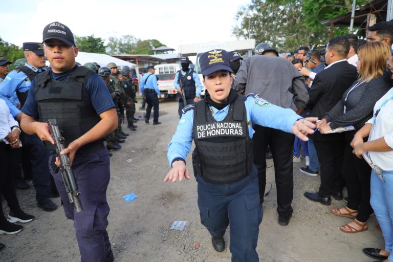 Policía Militar de Honduras inicia el control de cárceles Policía Militar de Honduras inicia el control de cárceles