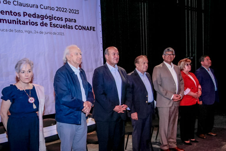 Educadores comunitarios reciben capacitación y una retribución económica Educadores comunitarios reciben capacitación y una retribución económica