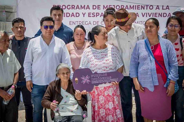 Entregan cuartos dormitorio a familias indígenas de Tasquillo Entregan cuartos dormitorio a familias indígenas de Tasquillo