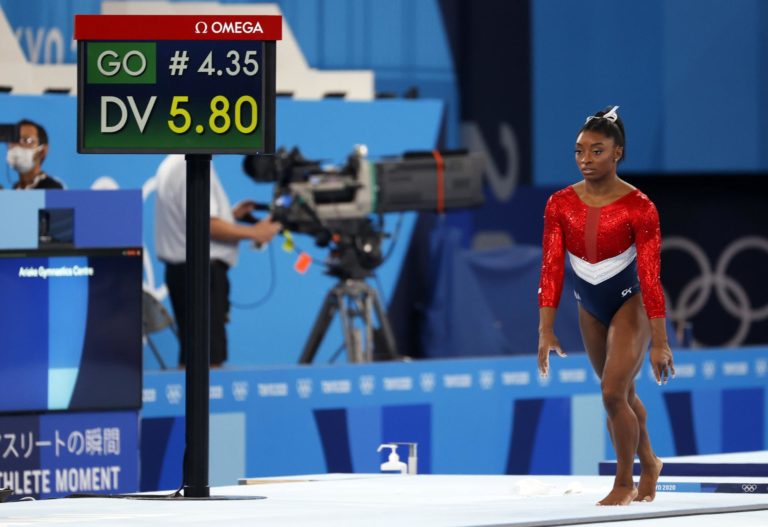 Simone Biles regresará a competir en agosto por primera vez desde los Juegos de Tokio Simone Biles regresará a competir en agosto por primera vez desde los Juegos de Tokio