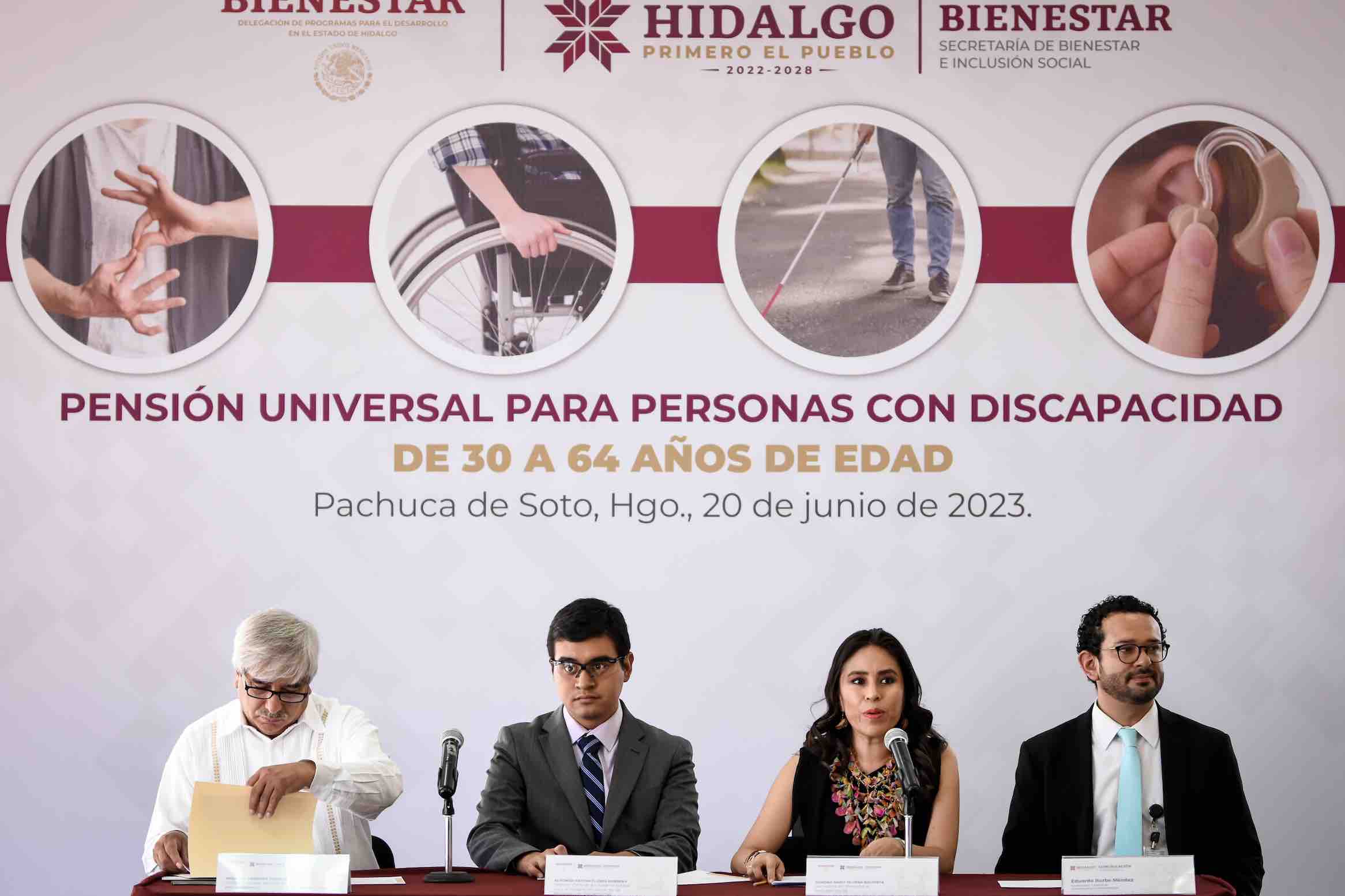 Presentan Pensión Universal para personas con discapacidad