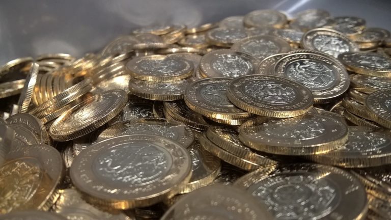 Superpeso cerrará el año en menos de $17, prevén Superpeso cerrará el año en menos de $17, prevén