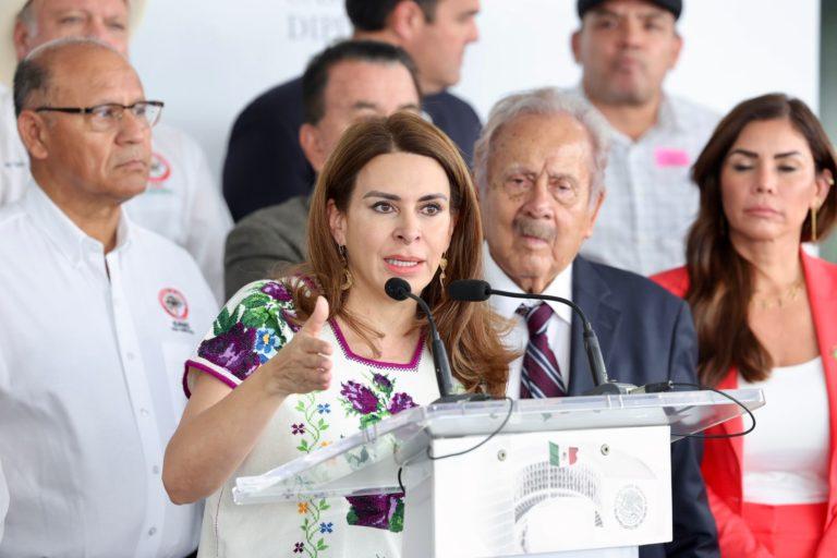 Diputados Federales de PRI y VA POR MÉXICO presentan acción de inconstitucionalidad por decreto de extinción Diputados Federales de PRI y VA POR MÉXICO presentan acción de inconstitucionalidad por decreto de extinción