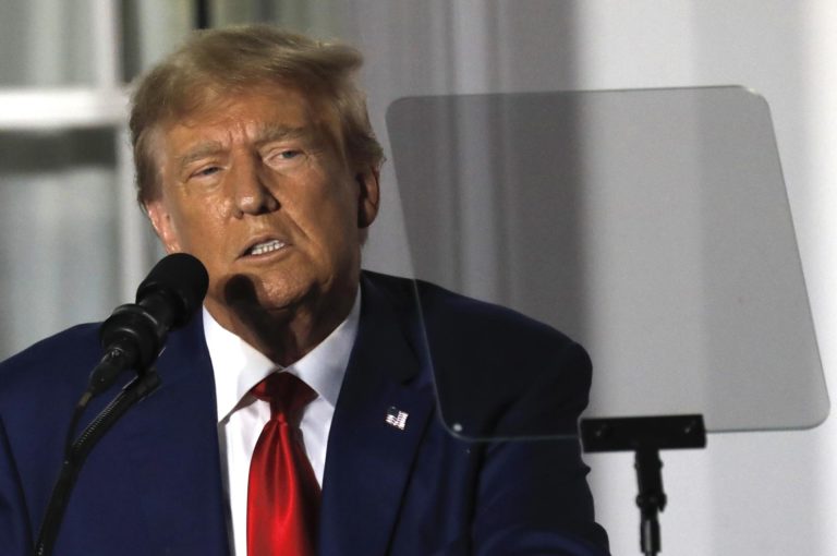 Los medios piden al tribunal del caso Trump acceso a una lista de potenciales testigos Los medios piden al tribunal del caso Trump acceso a una lista de potenciales testigos