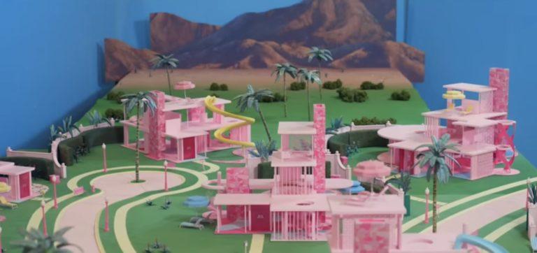 Greta Gerwig cuenta qué la inspiró a crear la casa ideal de “Barbie” Greta Gerwig cuenta qué la inspiró a crear la casa ideal de “Barbie”