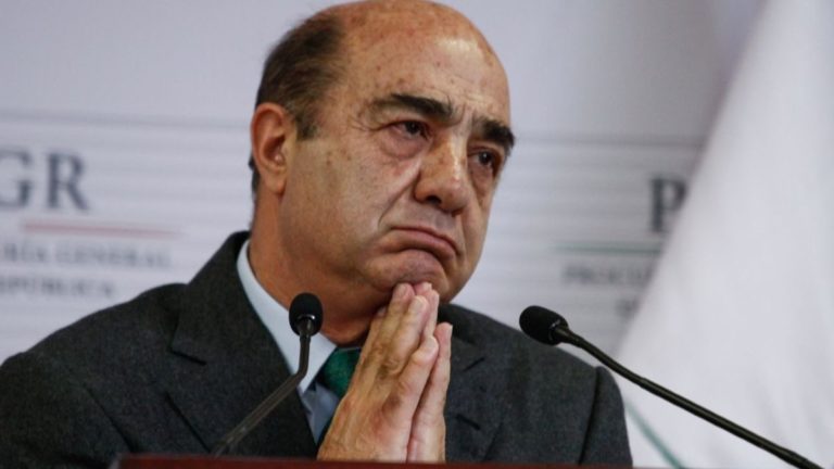 Murillo Karam presenta nuevamente problemas de salud Murillo Karam presenta nuevamente problemas de salud