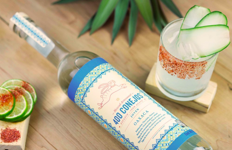 Artístico, tradicional y oaxaqueño: Así es el Mezcal 400 Conejos Artístico, tradicional y oaxaqueño: Así es el Mezcal 400 Conejos