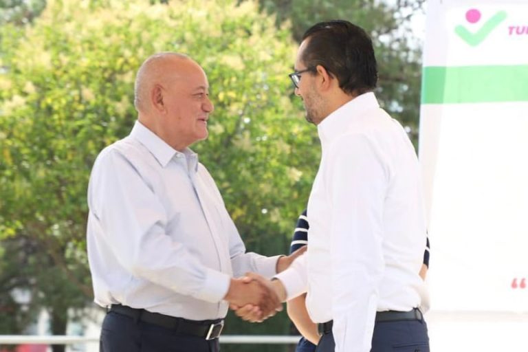 Reconoce dirigente estatal lealtad de seis alcaldes qué no han renunciado al tricolor en Hidalgo Reconoce dirigente estatal lealtad de seis alcaldes qué no han renunciado al tricolor en Hidalgo