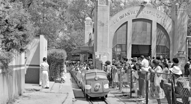 El zoológico de Chapultepec en el cine mexicano El zoológico de Chapultepec en el cine mexicano