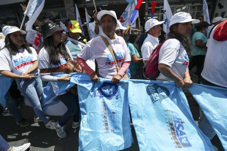 El asesinato del alcalde de Manta enluta la campaña electoral en Ecuador El asesinato del alcalde de Manta enluta la campaña electoral en Ecuador