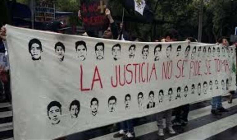 Dictan auto de formal prisión a militar por caso Ayotzinapa Dictan auto de formal prisión a militar por caso Ayotzinapa
