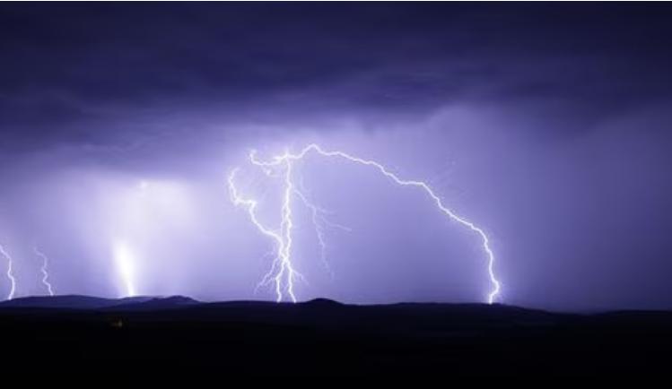 Tormentas dejan 4 desaparecidos en el este de Canadá; dos son niños Tormentas dejan 4 desaparecidos en el este de Canadá; dos son niños