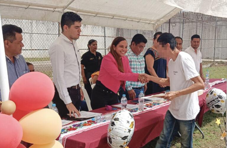 Entregan certificados de estudios y de capacitación en el Cereso de Jaltocán Entregan certificados de estudios y de capacitación en el Cereso de Jaltocán