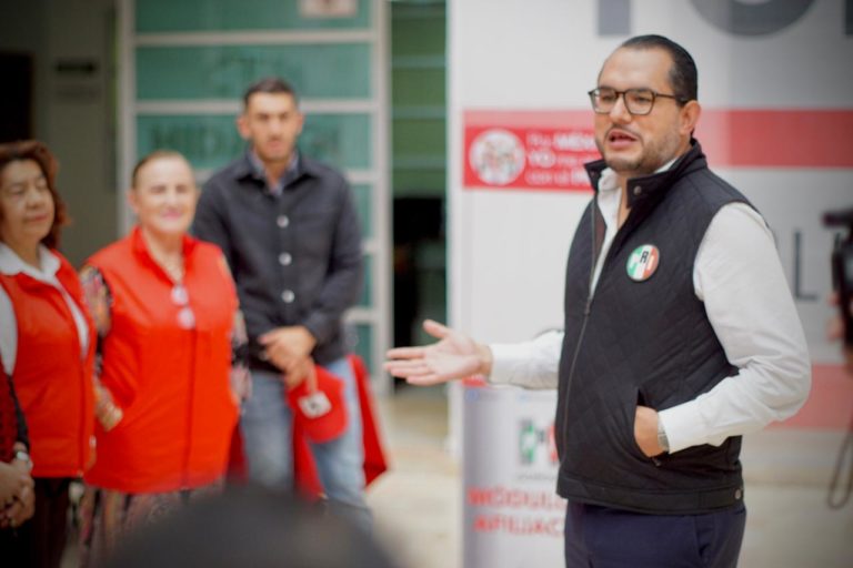 Ex presidentes del PRI hacen llamado de unidad Ex presidentes del PRI hacen llamado de unidad