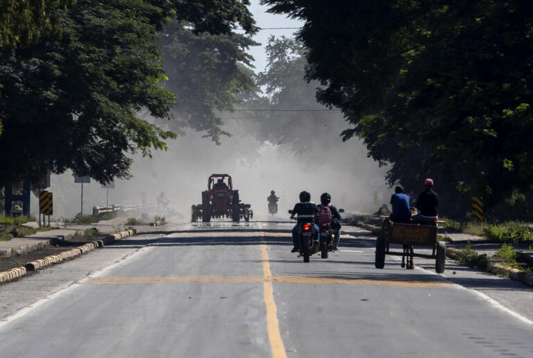 La erupción del volcán en Nicaragua deja olor a azufre y comunidades cubiertas de ceniza