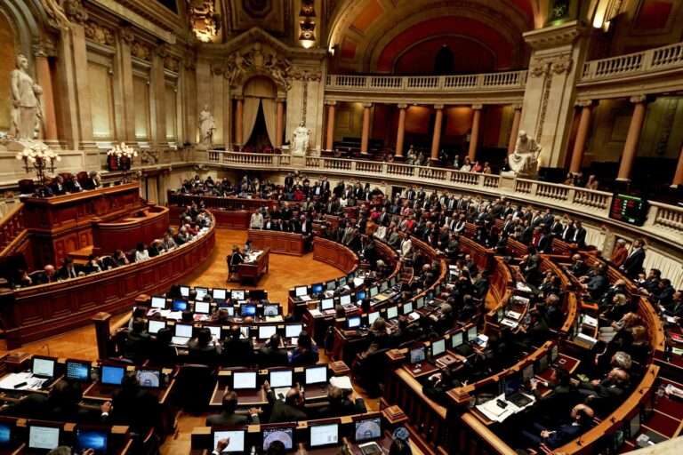Portugal despenaliza el consumo de drogas sintéticas Portugal despenaliza el consumo de drogas sintéticas