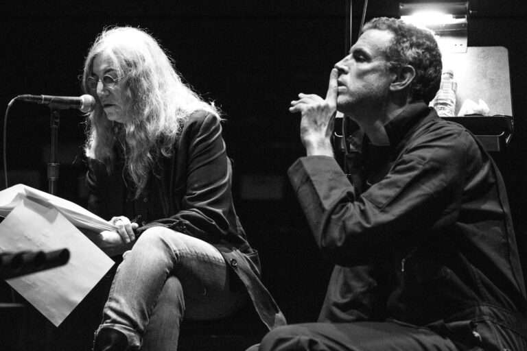 Patti Smith: “La poesía ha sido un hilo que me ha llevado de una meseta a otra” Patti Smith: “La poesía ha sido un hilo que me ha llevado de una meseta a otra”