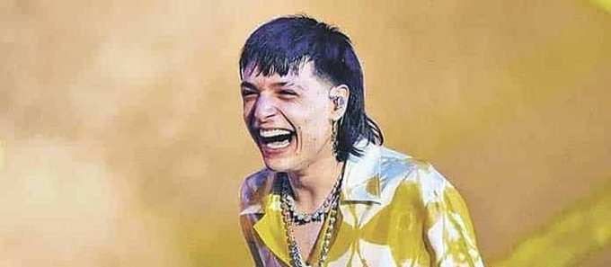 Peso Pluma rompe récord y supera a Bad Bunny en Billboard Peso Pluma rompe récord y supera a Bad Bunny en Billboard