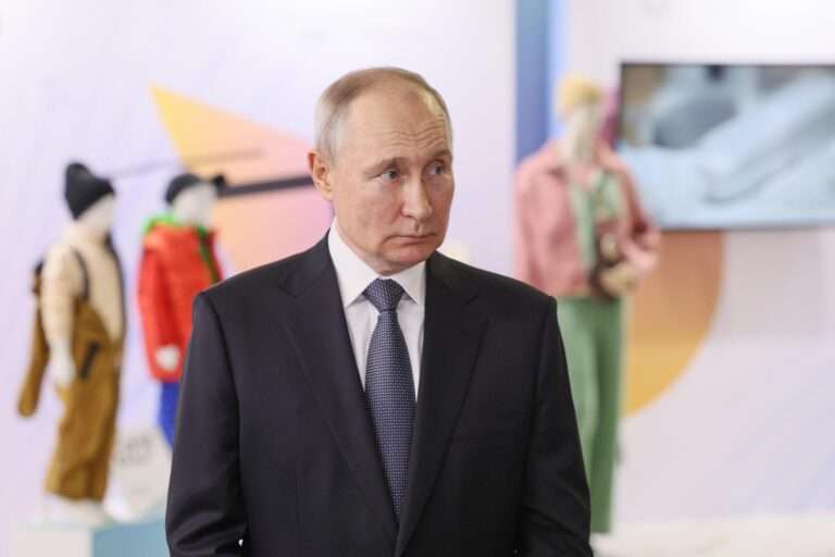 Putin no irá a cumbre de los BRICS en Sudáfrica para evitar orden de arresto internacional Putin no irá a cumbre de los BRICS en Sudáfrica para evitar orden de arresto internacional