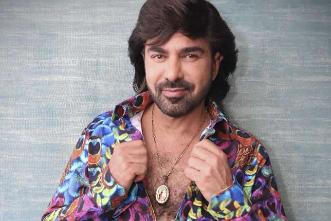 Albertano, el guapo que sueña con cantar Albertano, el guapo que sueña con cantar