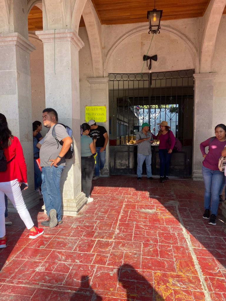 Alcaldesa de Tasquillo, llegó con todo, despide a funcionarios sin ninguna explicación Alcaldesa de Tasquillo, llegó con todo, despide a funcionarios sin ninguna explicación