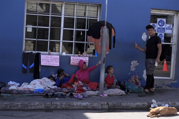 Más de 24.000 menores migrantes cruzaron Honduras rumbo a EE.UU. en el primer semestre Más de 24.000 menores migrantes cruzaron Honduras rumbo a EE.UU. en el primer semestre