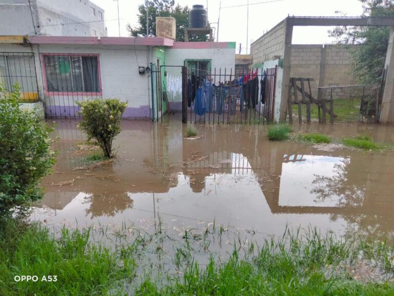 Lluvias inundan la colonia Morelos, en Ciudad Sahagún