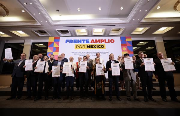 La coalición opositora Va por México presenta 13 aspirantes a la Presidencia