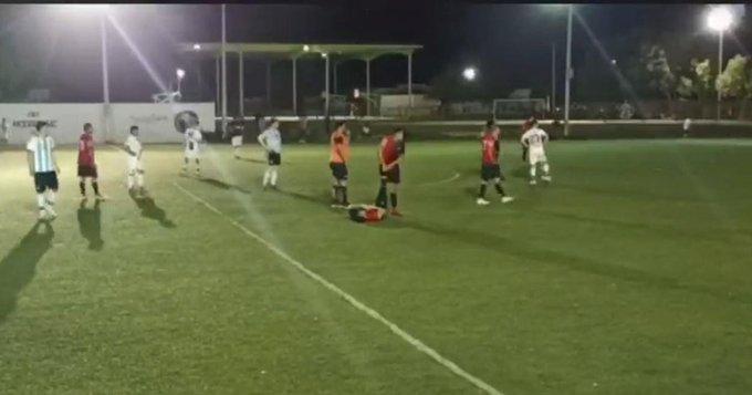 Entrenador es asesinado durante partido de futbol en Ciudad Obregón Entrenador es asesinado durante partido de futbol en Ciudad Obregón