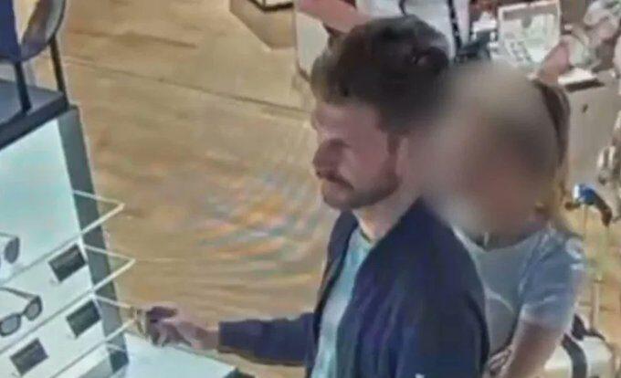 Líder de partido noruego renuncia tras robarse unos lentes de sol Líder de partido noruego renuncia tras robarse unos lentes de sol
