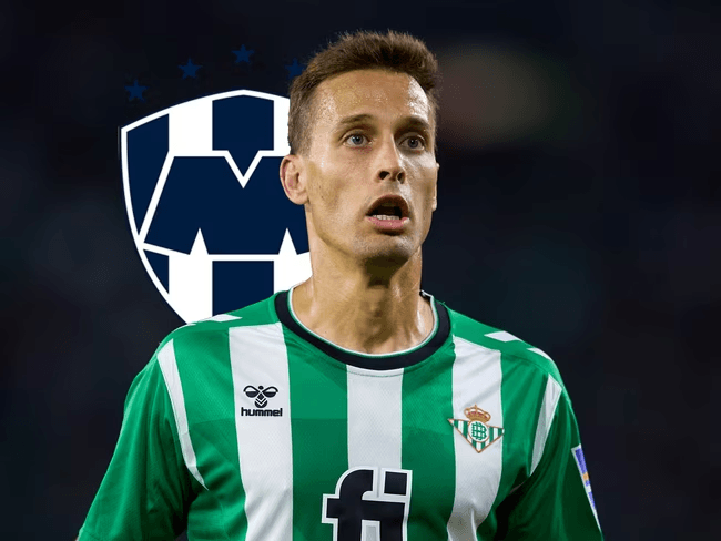 Rayados hace oficial la llegada del español Sergio Canales