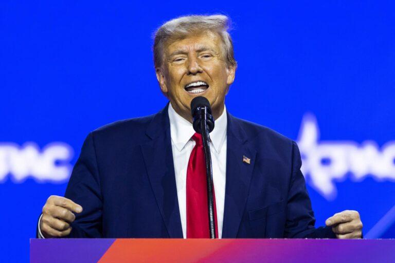 Trump contraprograma el debate republicano con una entrevista a la misma hora Trump contraprograma el debate republicano con una entrevista a la misma hora
