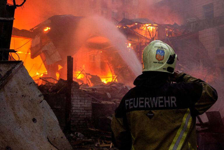 Dos muertos en el mayor ataque ruso con misiles y drones contra Kiev desde la primavera Dos muertos en el mayor ataque ruso con misiles y drones contra Kiev desde la primavera