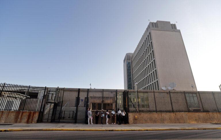 EE.UU. anuncia la reapertura de una oficina para procesar casos migratorios en Cuba EE.UU. anuncia la reapertura de una oficina para procesar casos migratorios en Cuba