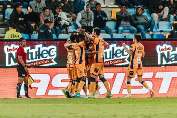 San Luis se queda con el liderato general al final de la fecha 6 San Luis se queda con el liderato general al final de la fecha 6