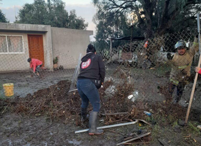 Intensas lluvias afectaron 25 casas de dos comunidades Intensas lluvias afectaron 25 casas de dos comunidades