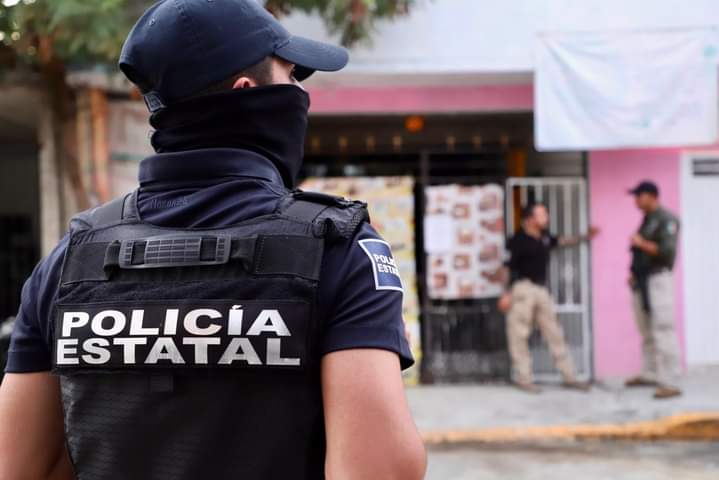 Decomisaron 2 mil 365 contenidos de narcóticos y dinero en Huejutla Decomisaron 2 mil 365 contenidos de narcóticos y dinero en Huejutla